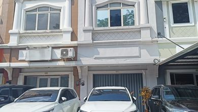 Ruko 2,5 lantai rapi Sudah Renovasi HGB di Ruko Golden Madrid BSD