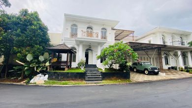 Rumah Mewah di Kawasan BSD Provance Parkland, Tangerang, LB 300m², Harga 7,5 Miliar