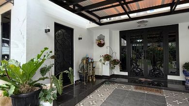 Rumah Mewah di Kawasan BSD Delatinos, Tangerang, LB 250m², Harga 4 Miliar