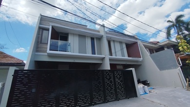 Hunian Elegan di Cempaka Putih, Jakarta Pusat, 5 KT, LT 133m²