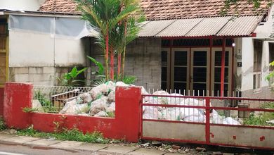 Hunian Mewah di Utan Kayu, Jakarta Timur, 3 Kamar Tidur, LT 356m²