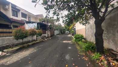 Rumah Area Premium Jatinegara, Jakarta Timur - Harga Menarik 3,2 Miliar