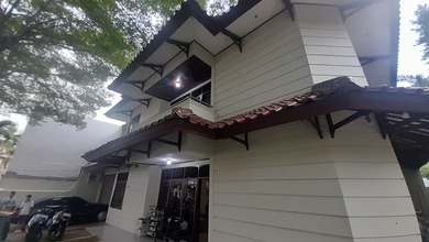 Hunian Elegan di Cempaka Putih, Jakarta Pusat, 10 KT, LT 305m²