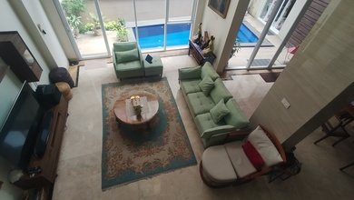 Rumah Prestisius di Kawasan Pondok Indah, Jakarta Selatan, LB 343m², Harga 15,8 Miliar