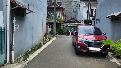 Rumah Elegan di Cideng, Jakarta Pusat, 4 KT, LT 135m²