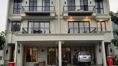 Rumah Elegan di Jagakarsa, Jakarta Selatan, 5 KT, LT 102m²