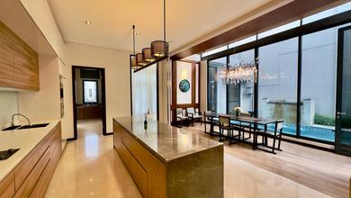 Hunian Elite di Kawasan BSD, Tangerang Selatan, LB 595m², Harga 18,5 Miliar