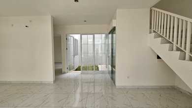 Kesempatan Rumah di Sindang Jaya, Tangerang, LB 132m², Harga 1,85 Miliar