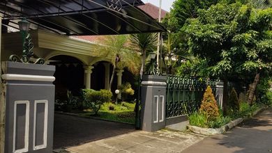 Penawaran Eksklusif, rumah Prestisius di Permata Hijau, Jakarta Selatan, LB 739m²