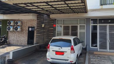 Jual Ruko Besar Siap Pakai Hadap Jalan Raya
