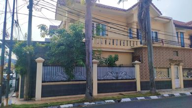 Hunian Mewah di Cengkareng, Jakarta Barat, 6 KT, LT 192m²