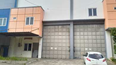 Disewa Gudang di Prepedan Gandeng 2 Siap Pakai Ada Lift Barang 3 Lantai