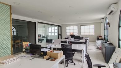 Dijual Gudang Dan kantor Di Daerah Karang tengah Tangerang Bangunan Bagus Bs Masuk Kontainer 