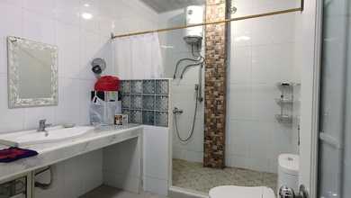 Hunian Mewah di Bandengan, Jakarta Utara, 3 KT, LT 180m²