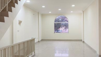 Ruko Green Lake City 3.5 Lt Hadap Jalan Siap Pakai Usaha Murah Di Jakarta Barat 