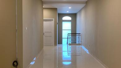 Dikontrakkan Rumah Murah di Pantai Indah Kapuk, Jakarta Utara, LT 243m²