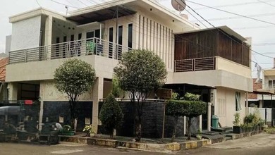 Rumah Prestisius di Kawasan Metro Permata, Tangerang, LB 250m², Harga 3 Miliar