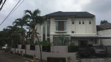 For Sale rumah Premium di Bintaro, Tangerang Selatan - LT 285m²