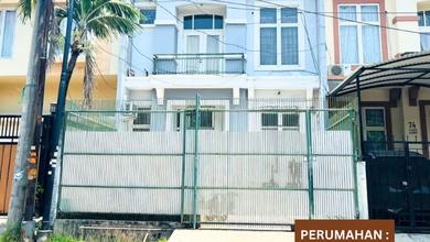 Rumah Siap Pakai di Kawasan Semanan, Jakarta Barat, LT 104m²