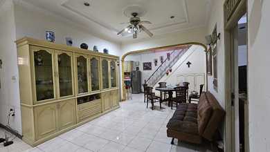 Dijual rumah Eksklusif di Grogol, Jakarta Barat - LT 205m²