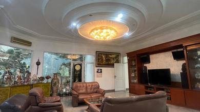 Rumah Area Luxury Pantai Indah Kapuk, Jakarta Utara - Harga Menarik 27 Miliar