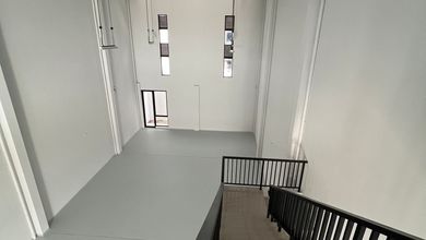 Pergudabngan Bizpark Pik2. Siap Pakai. Brand New. Tipe Multiguna. Ada.office Diatas.