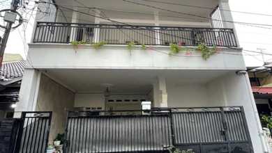 Kesempatan Rumah di Duren Sawit, Jakarta Timur, LB 270m², Harga 2,2 Miliar