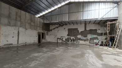 Gudang Kantor Mess Raya Penggilingan Jakarta Timur