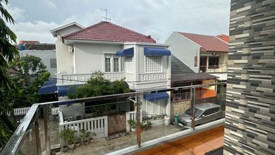 Jual Segera Rumah Elit area Pejuang, Bekasi, LT 75 m2