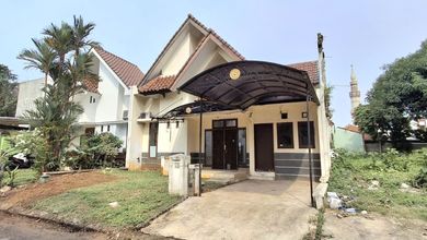 For Sale rumah Eksklusif di Alam Sutera, Tangerang - LT 250m²