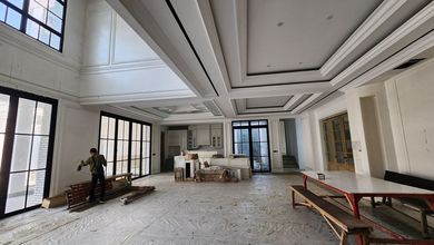 Rumah Elegan di Pasar Minggu, Jakarta Selatan, 10 Kamar Tidur, LT 1045m²