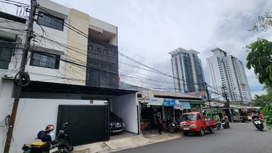 Dijual Kost Cipete Pinggir Jalan Raya