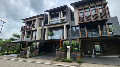 Rumah Area Premium BSD, Tangerang Selatan - Harga Menarik 5,4 Miliar