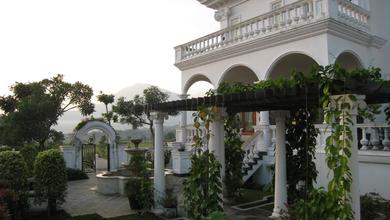 Rumah Area Luxury Sentul, Bogor - Harga Menarik 60 Miliar