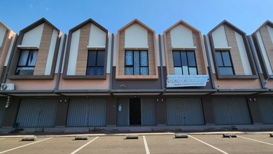 Dijual Ruko Suvarna Sutra Lt44 Lb60 Timur Laut