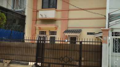 Kesempatan Rumah di Cengkareng Barat, Jakarta Barat, LB 100m², Harga 1,3 Miliar