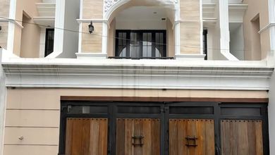 Rumah Area Luxury Pejaten, Jakarta Selatan - Harga Menarik 5,95 Miliar