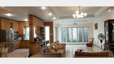 Rumah Area Luxury Gading Serpong, Tangerang - Harga Menarik 8 Miliar