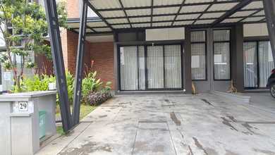 Jual Rumah Strategis di Suvarna Sutera, Tangerang - LT 105m²