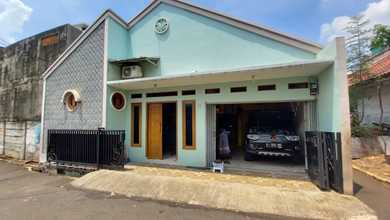 Rumah Dijual di Bintaro, Jakarta Selatan, LB 90m², Harga Kompetitif!