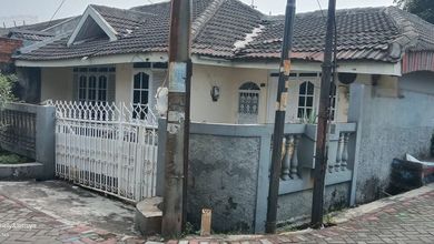 Dijual Rumah Strategis di Cimone, Tangerang - LT 184m²