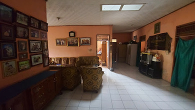 Jual Rumah Strategis di Cimahi Selatan, Cimahi - LT 205m²