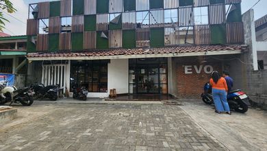  
 	
Sewa Rumah Area Strategis dan Favorit Kawasan Jakarta Barat