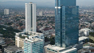 Jual Rumah Siap Huni di Mega Kuningan, Jakarta Selatan, LT 1058 m2