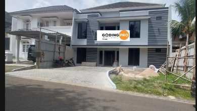Rumah Elegan di Kota Wisata, Bogor, 5 Kamar Tidur, LT 300m²