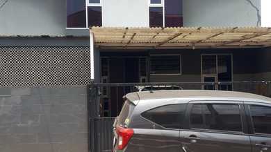 Rumah Elegan di Serpong Villa Melati Mas, Tangerang Selatan, 4 Kamar Tidur, LT 200m²