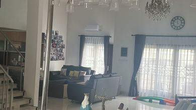 Rumah Mewah di Pademangan, Jakarta Utara, 7 Kamar Tidur, LT 140m²
