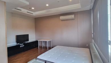 Apartemen Eksklusif Disewakan di Senayan, Jakarta Selatan, LB 207m²