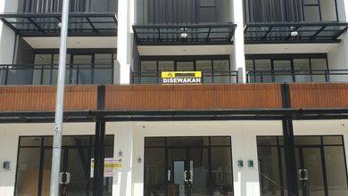Ruko Hampton Boulevard Gading Serpong Hadap Jalan