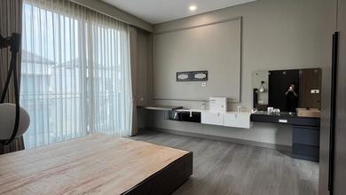 Rumah Prestisius di Kawasan BSD, Tangerang, LB 198m², Harga 4,8 Miliar